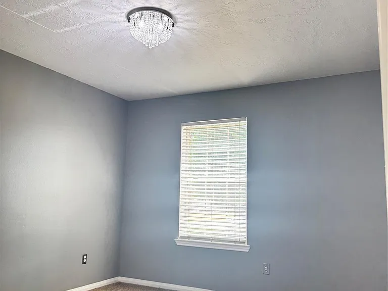 3210 Woodcreek Glen Ln — Photo 24