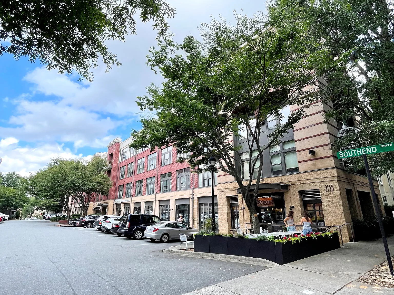 1 bed, 600 sqft, $1,850 — Photo 2