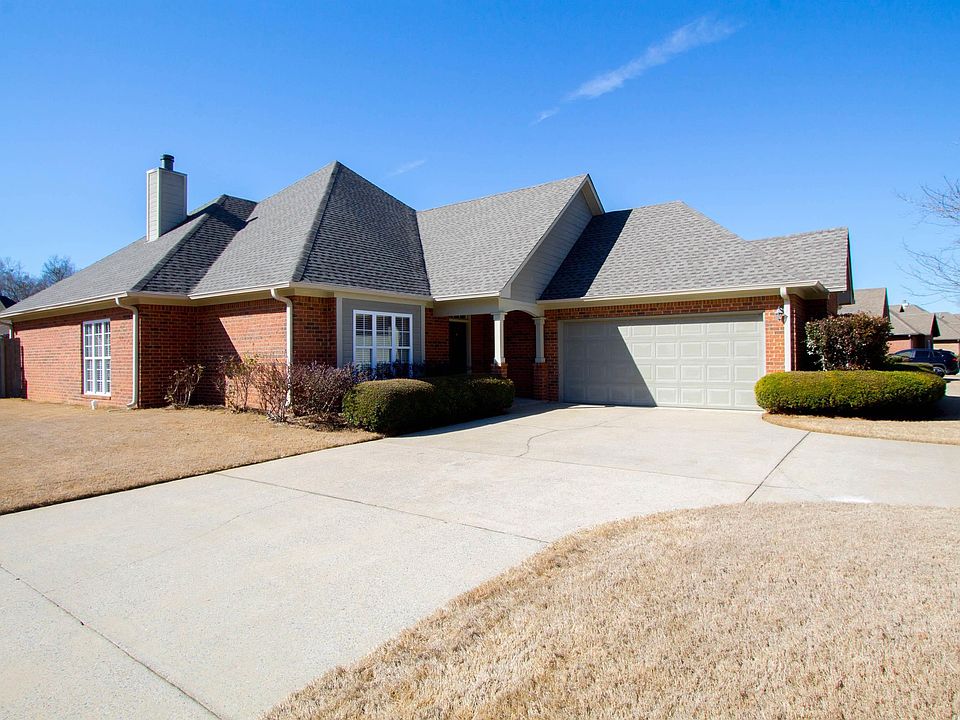 375 Holland Lakes Dr S, Pelham, AL 35124 Zillow