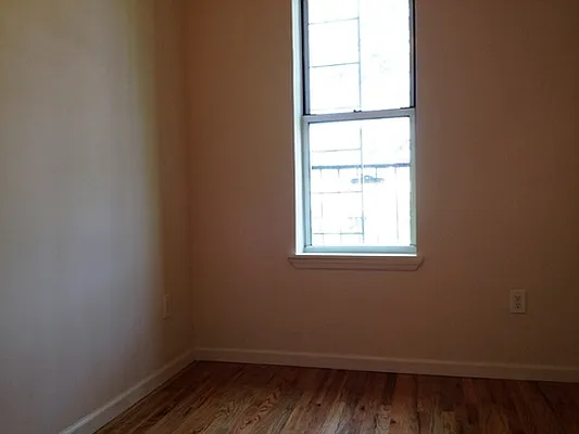 Rented by Brooklyn IQ Properties Inc | media 8