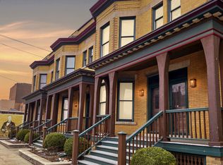 116 W Locust St, Bloomington, IL 61701