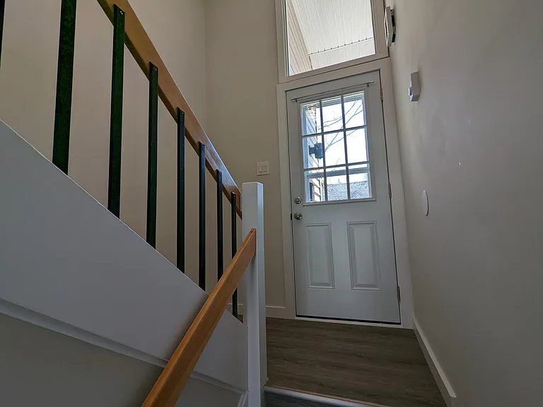 562 S Willard St — Photo 17