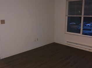 1928 E 56th St #9, Tacoma, WA 98404