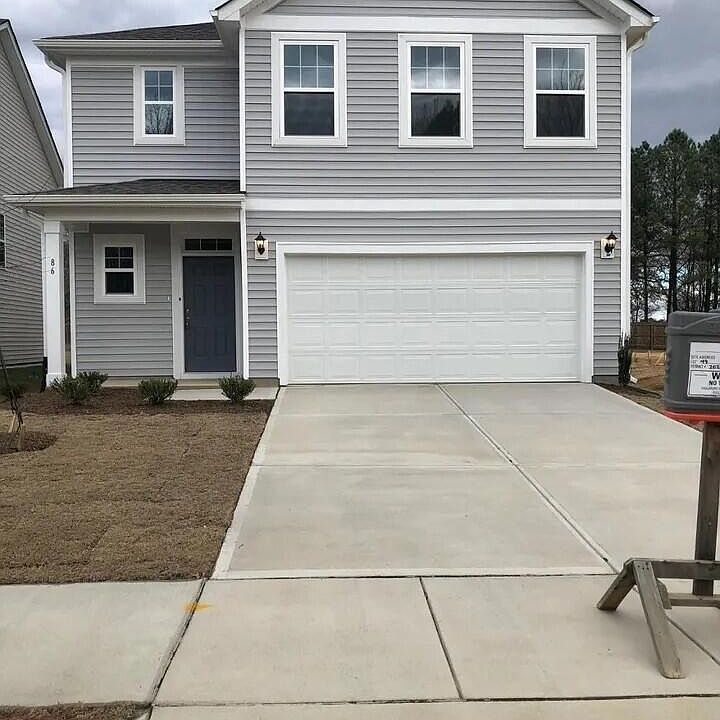 1st image of 86 Blackthorn Ln