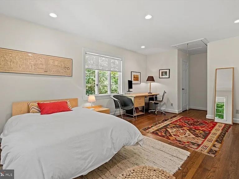 4838 Broad Branch Rd NW — Photo 22