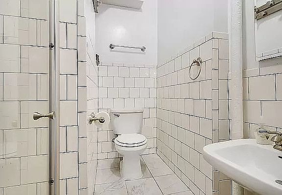 4th image of 54 Barrow St APT 4A