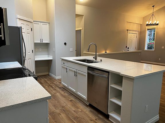3rd image of 4135 248th Ct SE #38