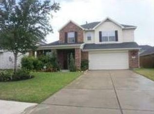 7508 Misty Lake Ln, Pearland, TX 77581
