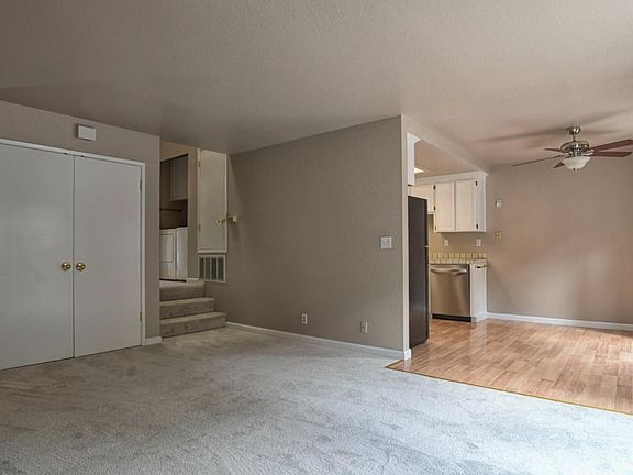 5th image of 584 Valeri Ruth Ct