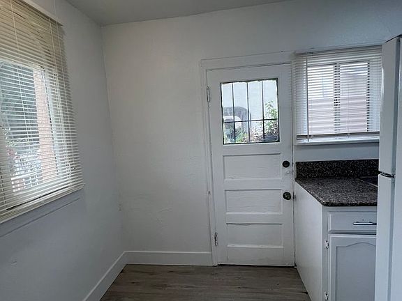 5th image of 533 W 49th St #535-4/5