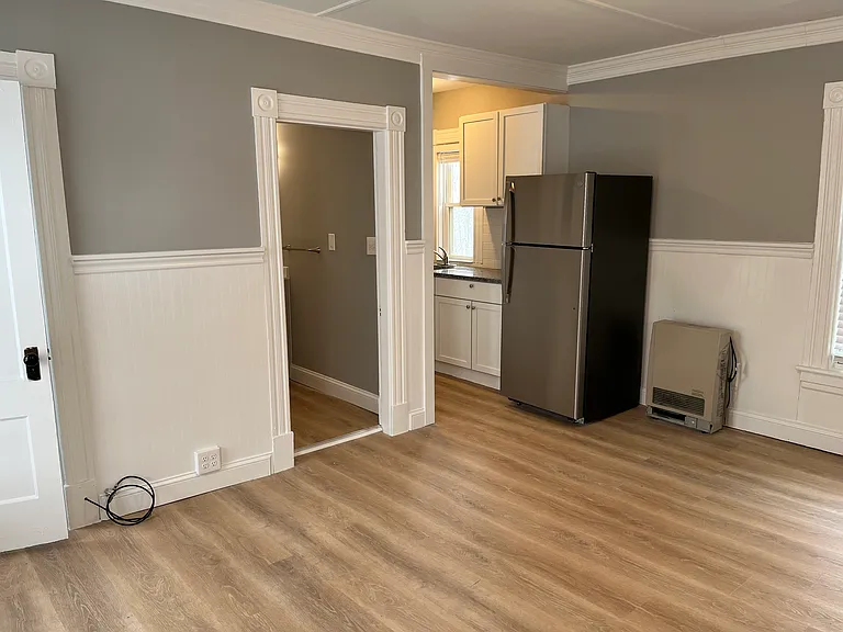 60 W Broadway #1 — Photo 10