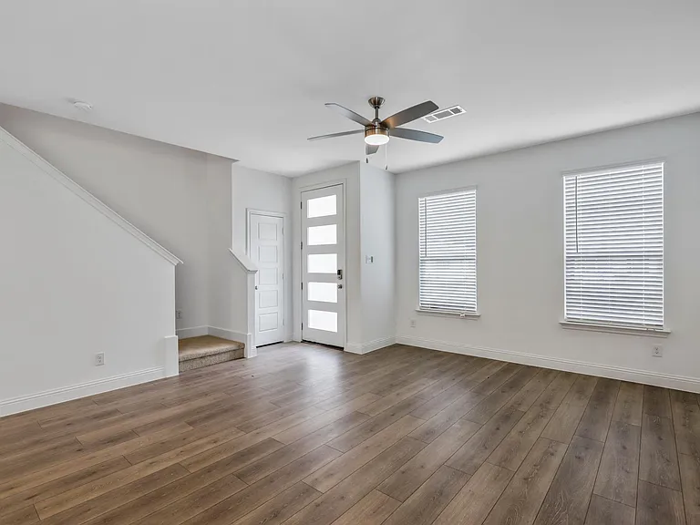 228 Sunset Ln — Photo 24