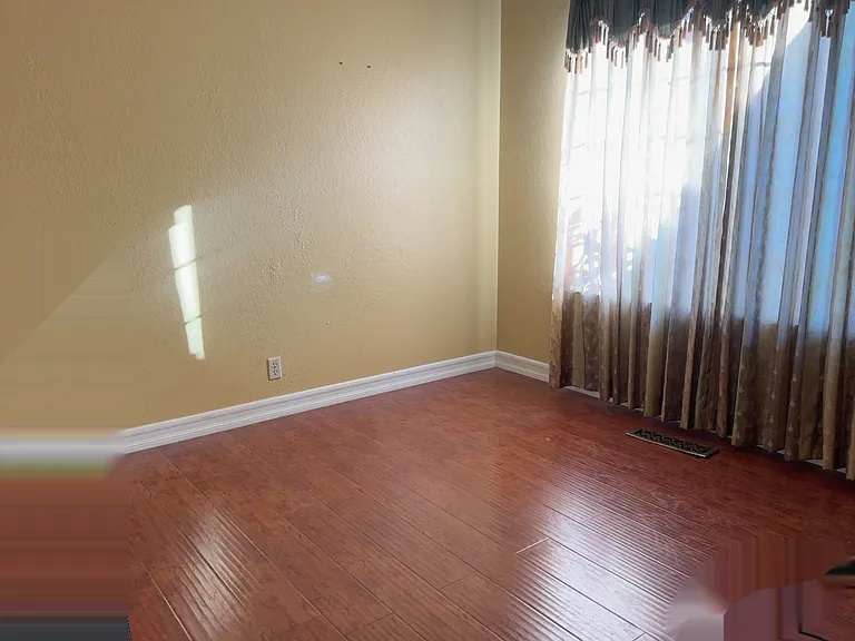 4104 Amos Way — Photo 3