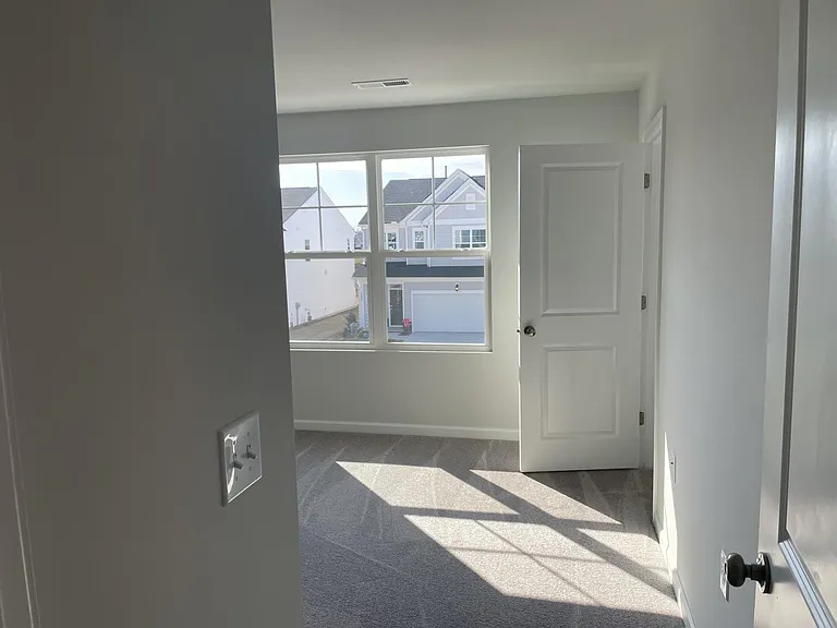 1201 Matterhorn Dr — Photo 13