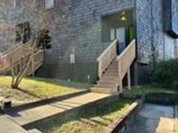 3802 College Main St APT 3, Bryan, TX 77801