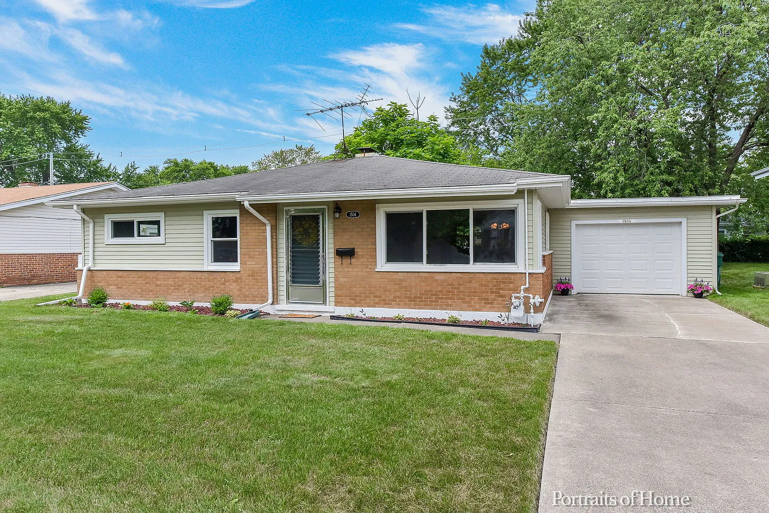1504 Lincoln Ave photo 1