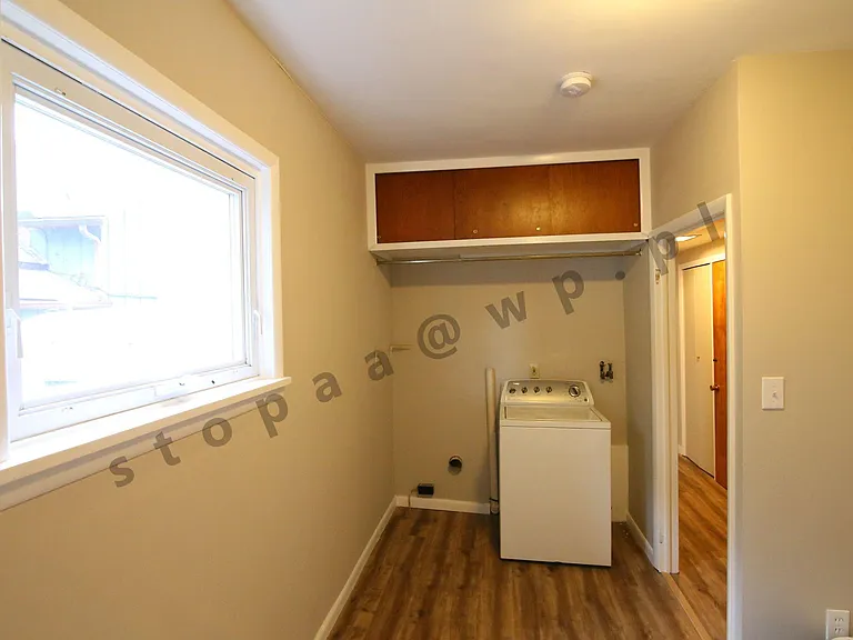 7004 Kazimier Ave — Photo 8
