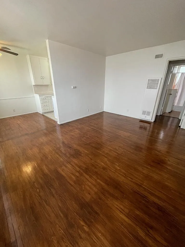 1 bed, 588 sqft, $2,075 — Photo 3