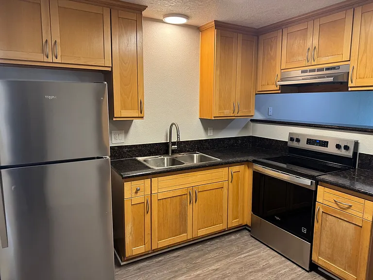 Villa Del Sol Apartments — Photo 136