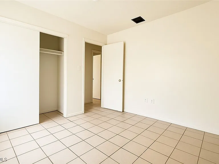 2105 Canal St #6 — Photo 2