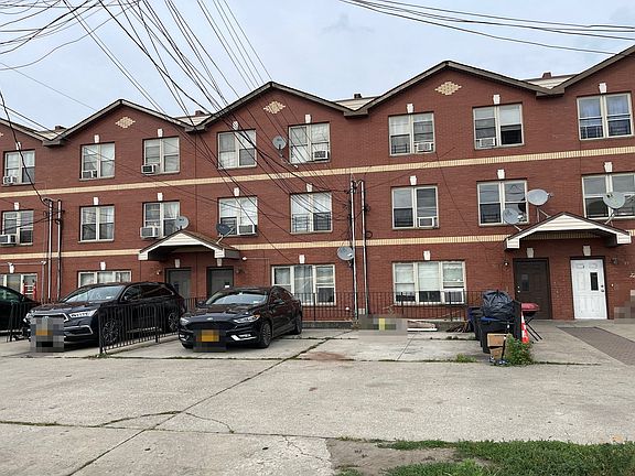 2nd image of 701 Fountain Ave