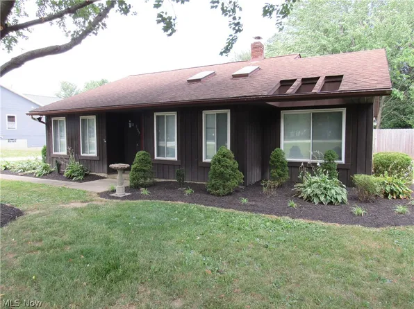 7155 Auburn Rd, Painesville, OH 44077