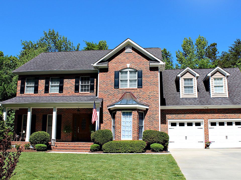 1st image of 307 Great Smokey Mountain Dr