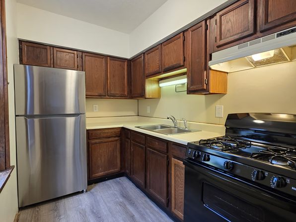 87 Manville Rd #3R