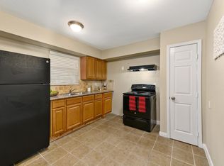 115 Arbor St #9, Baytown, TX 77520