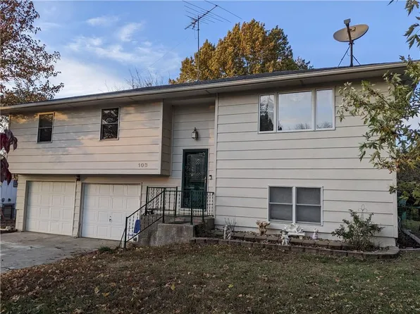 103 Larkin St, Warrensburg, MO 64093
