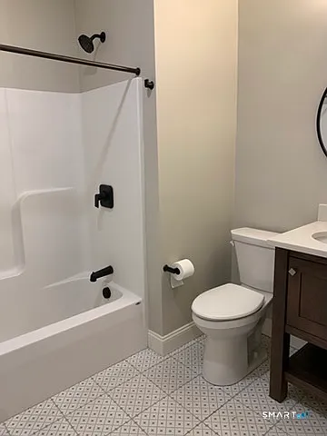 2 bed, 2.0 bath, 1017 sqft, $2,500 — Photo 4
