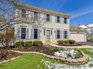 21 Breckenridge Dr, Aurora, IL 60504