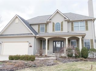 9584 Beatrice Ln, Olmsted Township, OH 44138