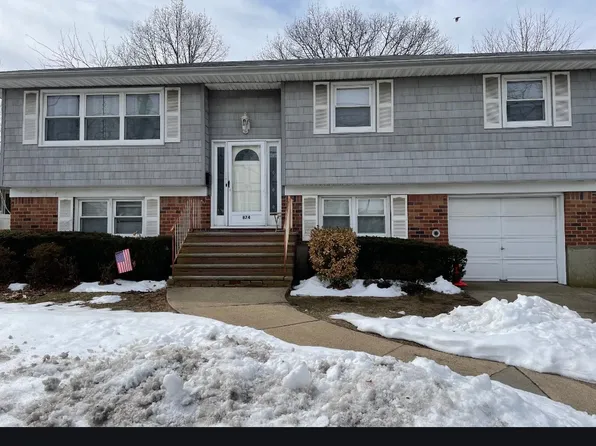 874 E Meadow Ave, East Meadow, NY 11554