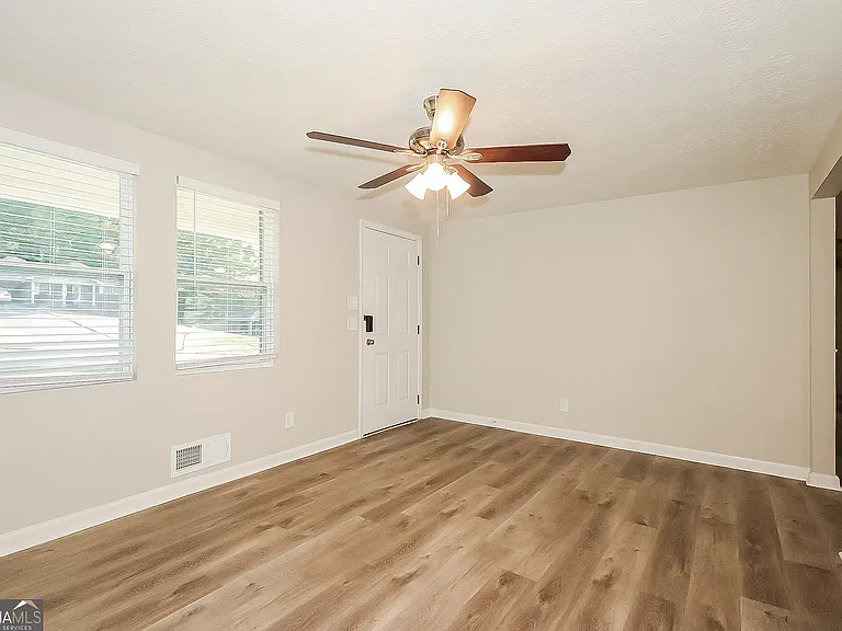 5926 S Bear Dr — Photo 12