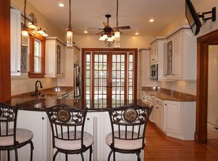2064 Sherwood Ave, Louisville, KY 40205