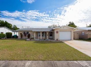 11049 111th St, Seminole, FL 33778