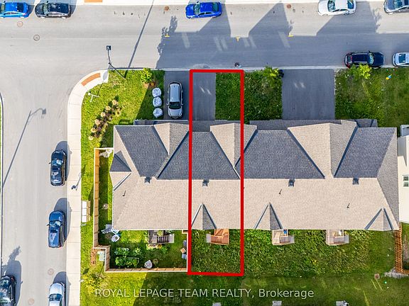 2nd image of 4124 Obsidian St