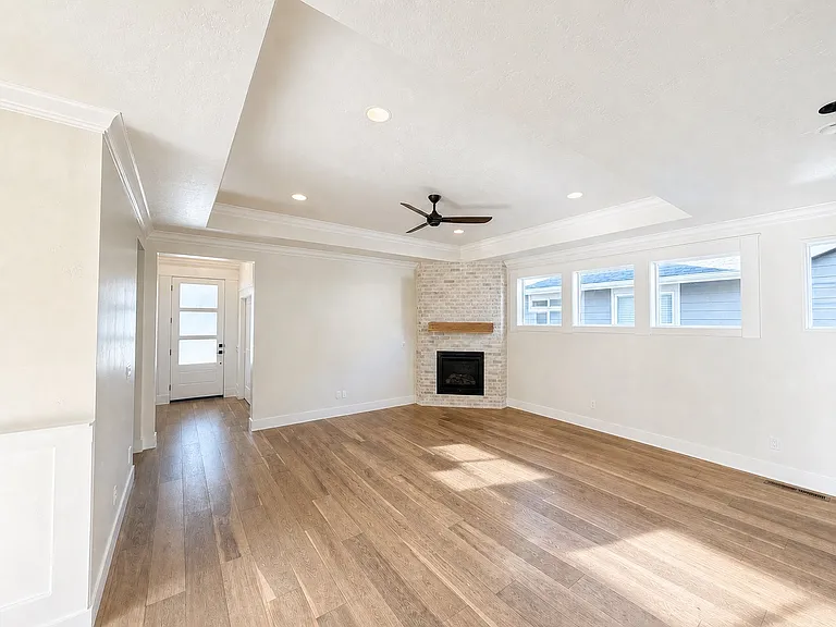 5004 W Caragana St — Photo 3