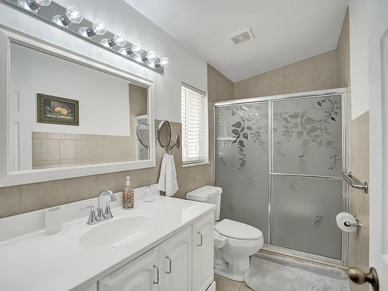 1245 SW 46th Way — Photo 21