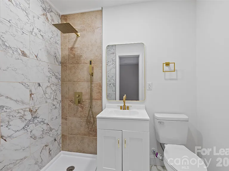 631 Townsend Ave — Photo 19