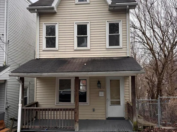 1477 Washington Ave, Altoona, PA 16601