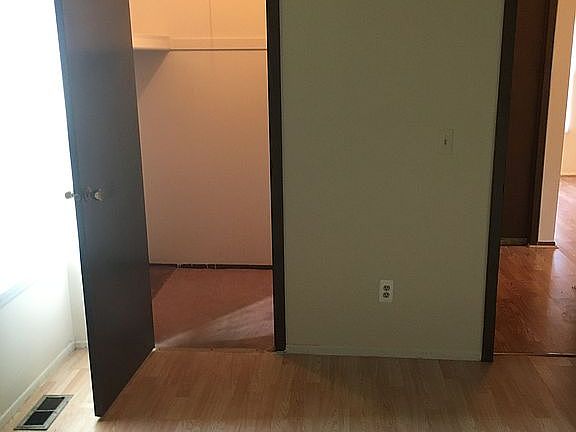 Walk in closet 