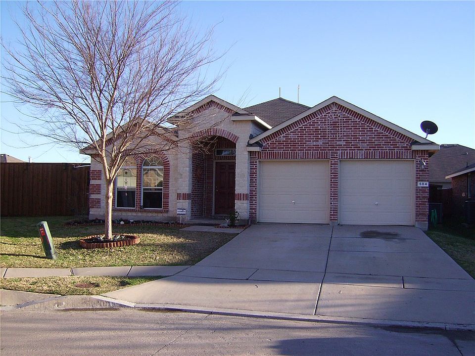 1st image of 584 Arthur Dr