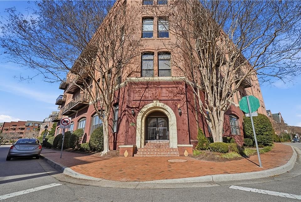 1st image of 230 W Tazewell St APT 209