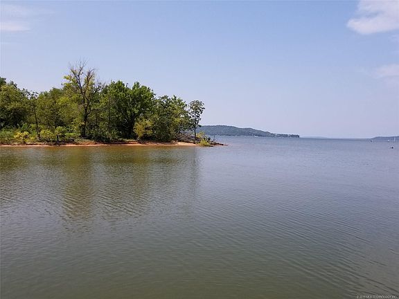 5th image of 91 Charles Dr