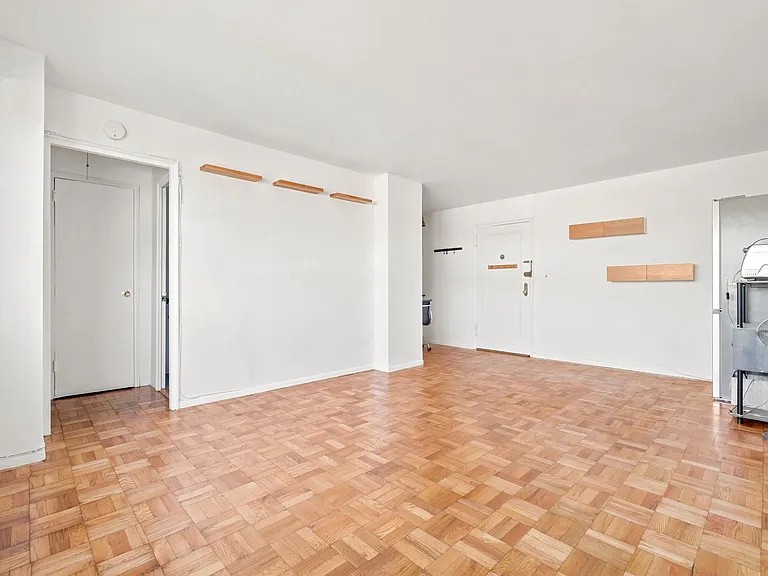 6515 Boulevard East #6R — Photo 8