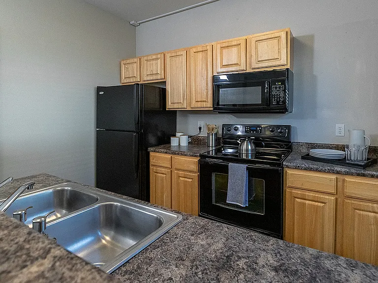 5149 Commercial Dr — Photo 5