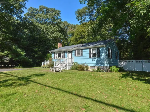 162 Green St, Foxboro, MA 02035