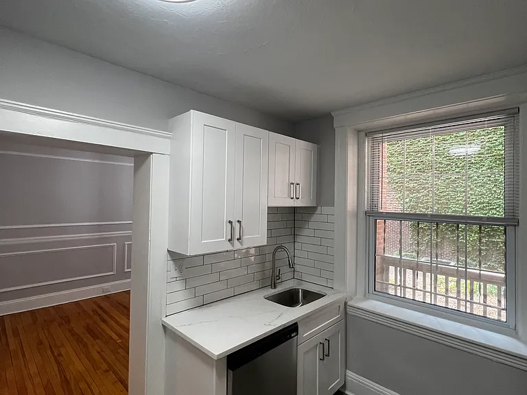 3 Bowdoin St — Photo 6